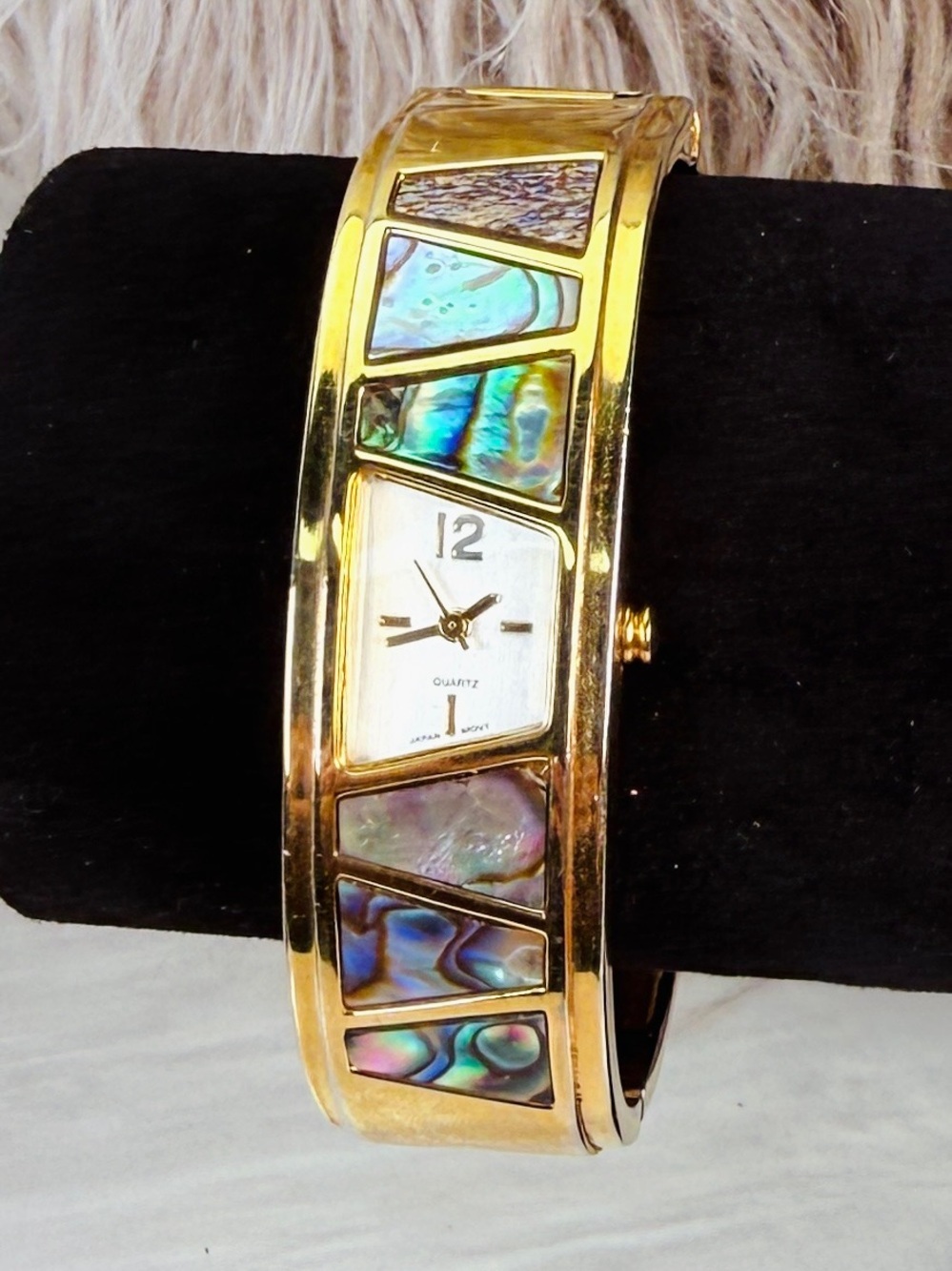 Vintage quartz, abalone inlay, goldtone, watch bangle bracelet